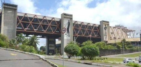 Jerônimo prevê venda do antigo Centro de Convenções ainda neste ano