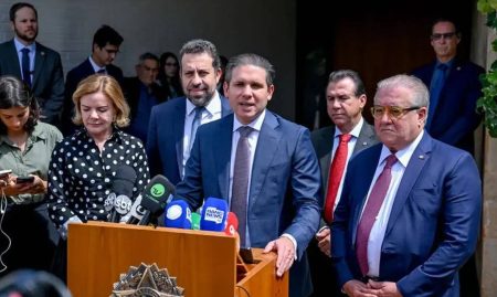Projeto que regulamenta trabalho por aplicativo pode ir a votação até abril