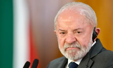 Lula recebe alta hospitalar após procedimento em São Paulo