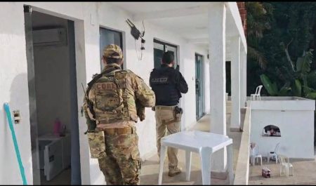 Forças da Bahia e do Rio capturam cúpula de facção do Extremo Sul no Vidigal