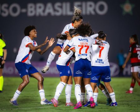 Bahia bate o Flamengo, chega à 5ª vitória seguida e entra no G-3 do Brasileirão Feminino