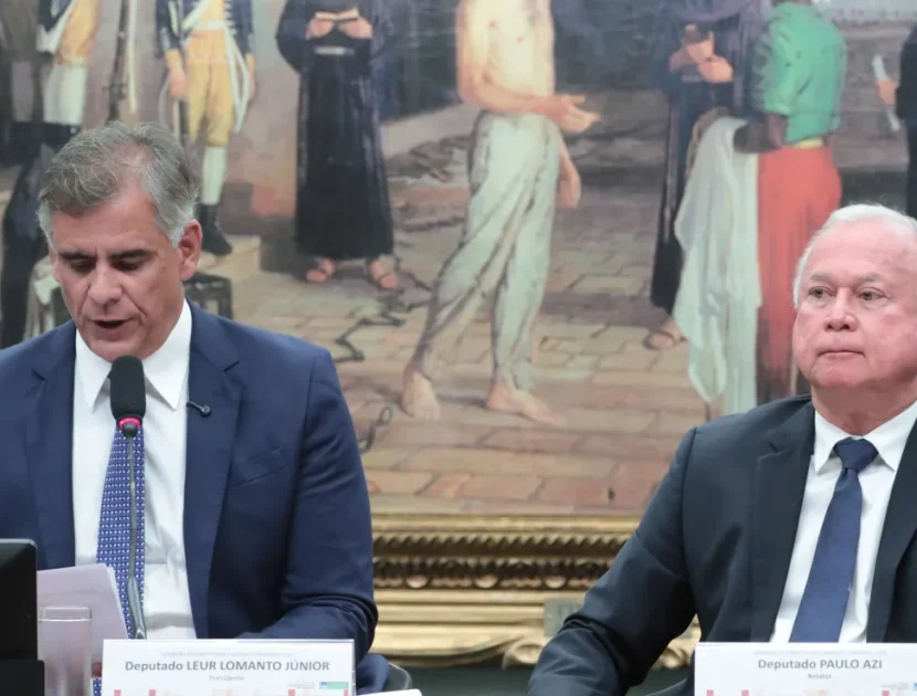 PEC que acaba com a escala 6x1 é aprovada na CCJ