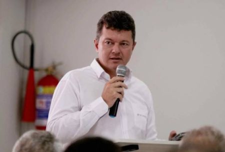 Presidente da Aiba defende debate equilibrado sobre fim da jornada 6×1