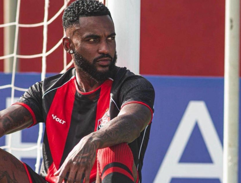 VÍDEO: Vitória apresenta novo uniforme para a temporada 2026