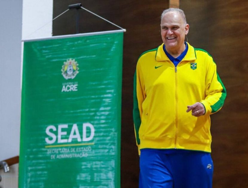 Personalidades e clubes prestam homenagens a Oscar Schmidt