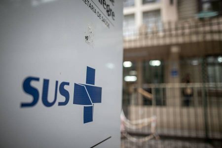 Mudança no SUS: Nova lei altera regras para tratamento de câncer e vacinas