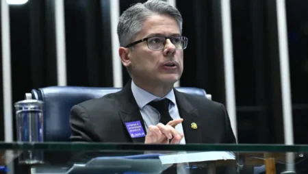 Senado recebe proposta para ampliar proteção a profissionais da imprensa