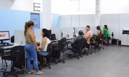 Casa do Trabalhador de Feira de Santana abre 30 vagas para cursos gratuitos de informática e vendas