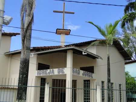 Fiéis celebram São Jorge com missas, procissões e alvorada em Salvador