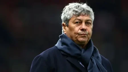 Técnico de seleção europeia morre após problema de saúde