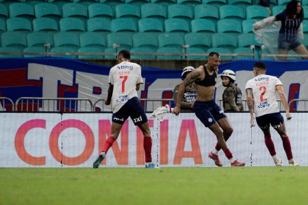 Bahia vira no fim contra o Botafogo e encerra má fase no Brasileirão