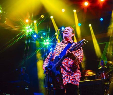Zé Ramalho anuncia show em Salvador com turnê de sucessos