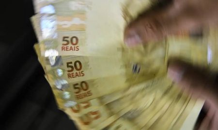 Caixa antecipa R$ 8,5 bilhões do saque-aniversário do FGTS nesta segunda-feira
