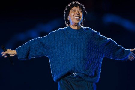 Show de Djavan terá metrô até 1h30 e mudanças no trânsito em Salvador