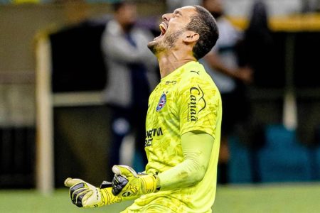 “Não foi uma volta precipitada”, diz Ronaldo após retorno ao Bahia