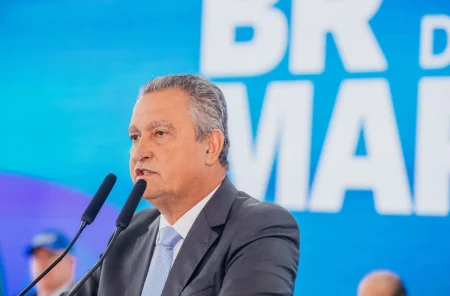 Rui Costa rebate João Roma e critica saúde e educação da gestão de Salvador 