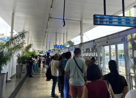 Trabalhador pode deixar de pagar vale-transporte; entenda projeto que acaba com desconto de 6%