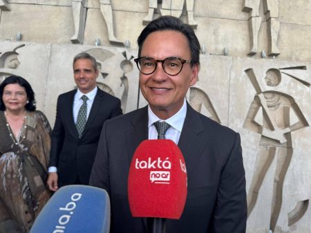 “Conquista coletiva”: Sosthenes relembra legado ao receber Comenda 2 de Julho