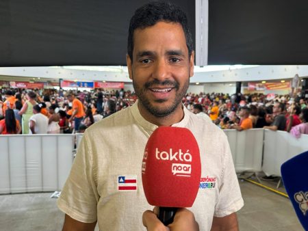 Tássio Brito critica oposição e defende construção política “com o povo baiano”