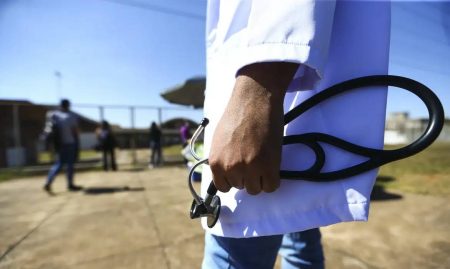 Candidatos já podem conferir local da segunda etapa do Revalida
