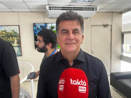 VÍDEO: “Continuamos abertos”, diz Fábio Mota sobre SAF no Vitória