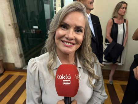 Ivana Bastos articula frente na ALBA e alerta: “É a água que abastece a Bahia”