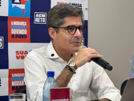 “Tem prefeito com medo”, diz ACM Neto ao comentar apoio político na Bahia