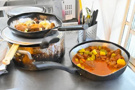 UFBA interdita restaurante após 90 alunos passarem mal