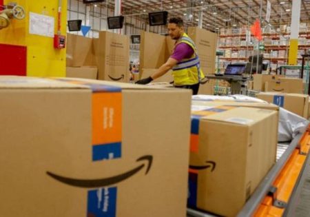 Amazon inaugura novo centro de distribuição em Salvador com operação 24 horas