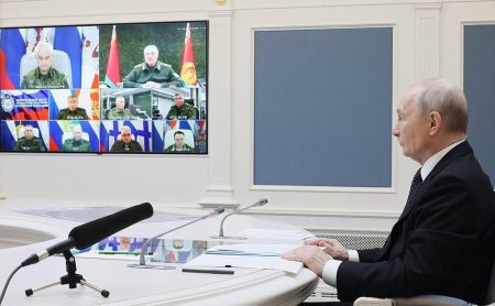Rússia conclui um dos maiores exercícios nucleares desde a Guerra Fria