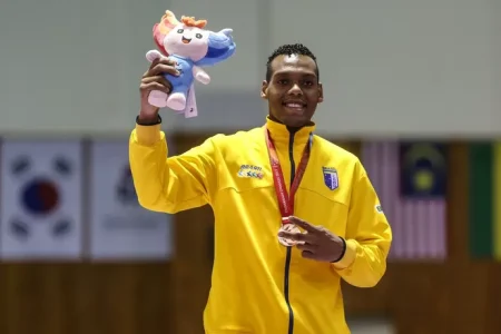 Medalhista olímpico brasileiro é suspenso por dois anos por violação antidoping