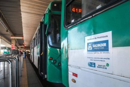 Prefeitura monta operação de transporte para jogo entre Vitória e Flamengo