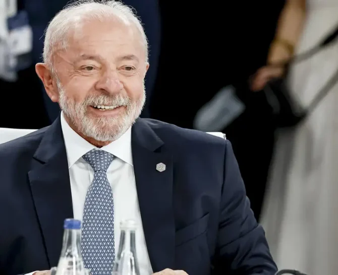 “Block para o jogo ilegal”: Lula assina decreto para bloquear dinheiro de bets irregulares
