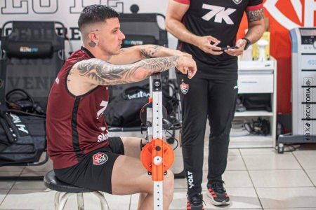 Elenco do Vitória se reapresenta e inicia preparação para volta do Brasileirão
