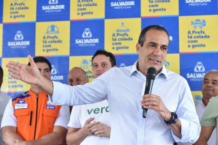 Bruno Reis entrega contenção de encosta e destaca redução de desastres em Salvador