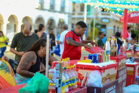 Comércio informal registra saldo positivo em programação junina no Centro Histórico