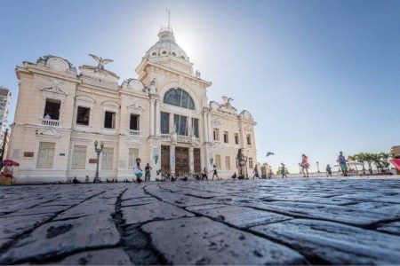 Palácio Rio Branco será restaurado e ganhará hotel seis estrelas em Salvador