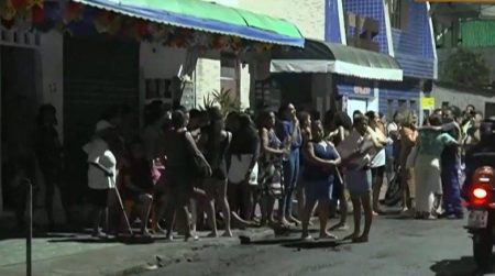Mulher é morta a tiros em salão de beleza