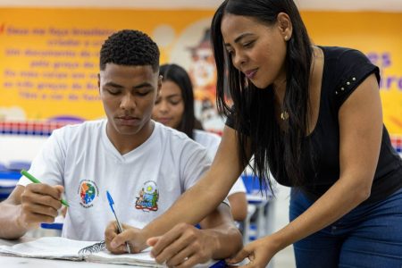 SEC convoca mais 30 mediadores para o Ensino Médio Tecnológico