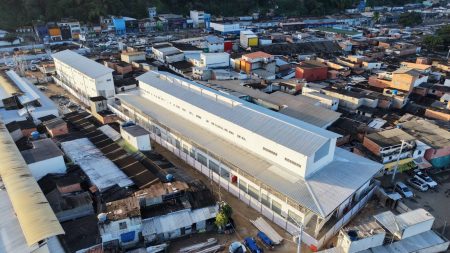 Feira de São Joaquim avança em requalificação com entrega de novo galpão