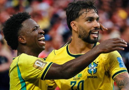 Vini baila, Matheus Cunha surfa e Brasil avança em primeiro lugar