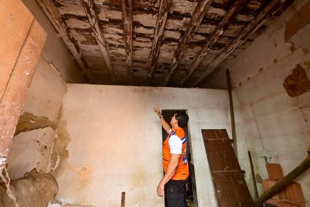 Codesal vistoria casarões antigos com alto risco estrutural no Centro Histórico de Salvador