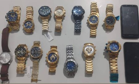 Polícia Militar prende suspeito e recupera relógios e celulares furtados