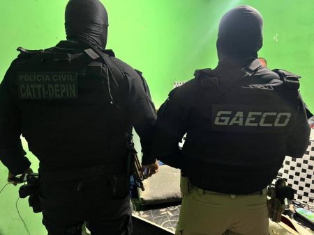 Operação Ruptura: Ação contra homicídios e tráfico de drogas prende cinco pessoas