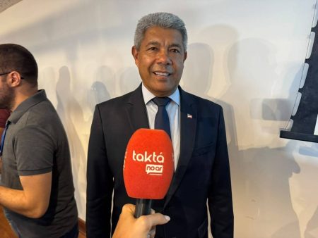 “Os humilhados serão exaltados”, rebate Jerônimo após declaração de ACM Neto