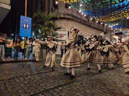 VÍDEO: Aulas de forró e danças tradicionais movimentam o São João no Centro Histórico de Salvador