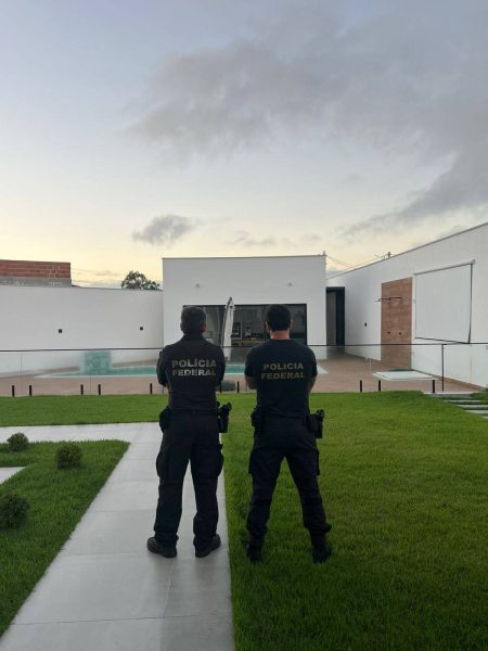 Operação contra esquema de garimpo ilegal e lavagem de dinheiro cumpre mandados na Bahia