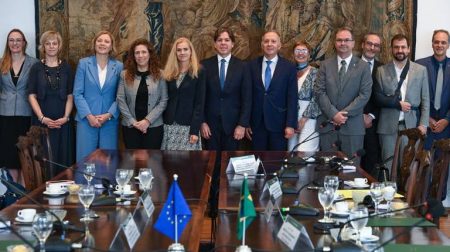 Brasil e União Europeia assinam acordo sobre desenvolvimento tecnológico