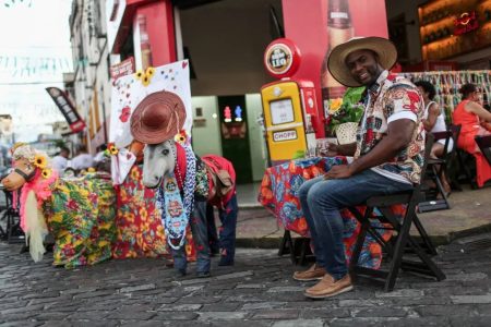 Tradicional Carroçada da Saúde integra programação oficial do São João de Salvador