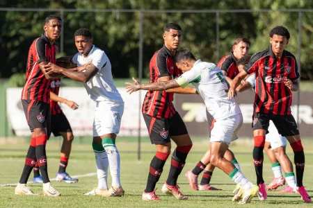 Vitória perde para o América-MG em casa e segue distante do G-8 do Brasileirão Sub-20